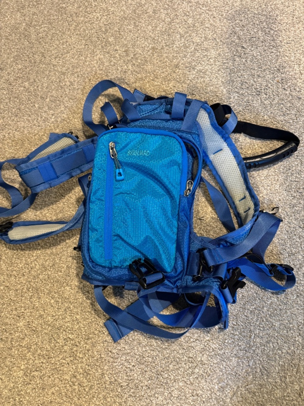 Skiguard kids harness backpack